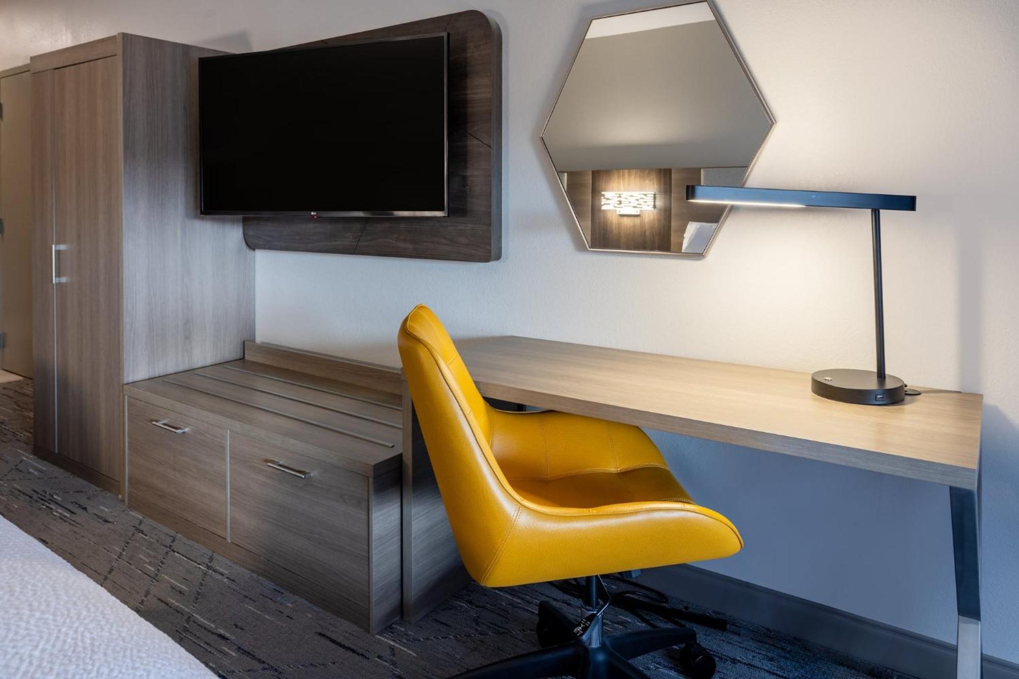 Holiday Inn Express Hotel & Suites Jackson - Flowood By Ihg Dış mekan fotoğraf