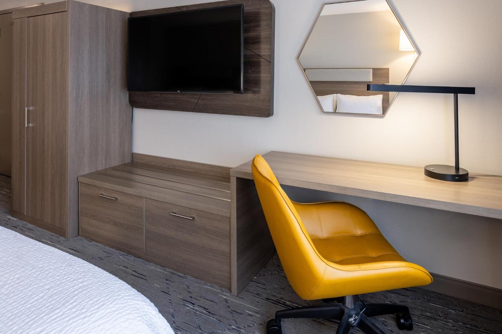 Holiday Inn Express Hotel & Suites Jackson - Flowood By Ihg Dış mekan fotoğraf