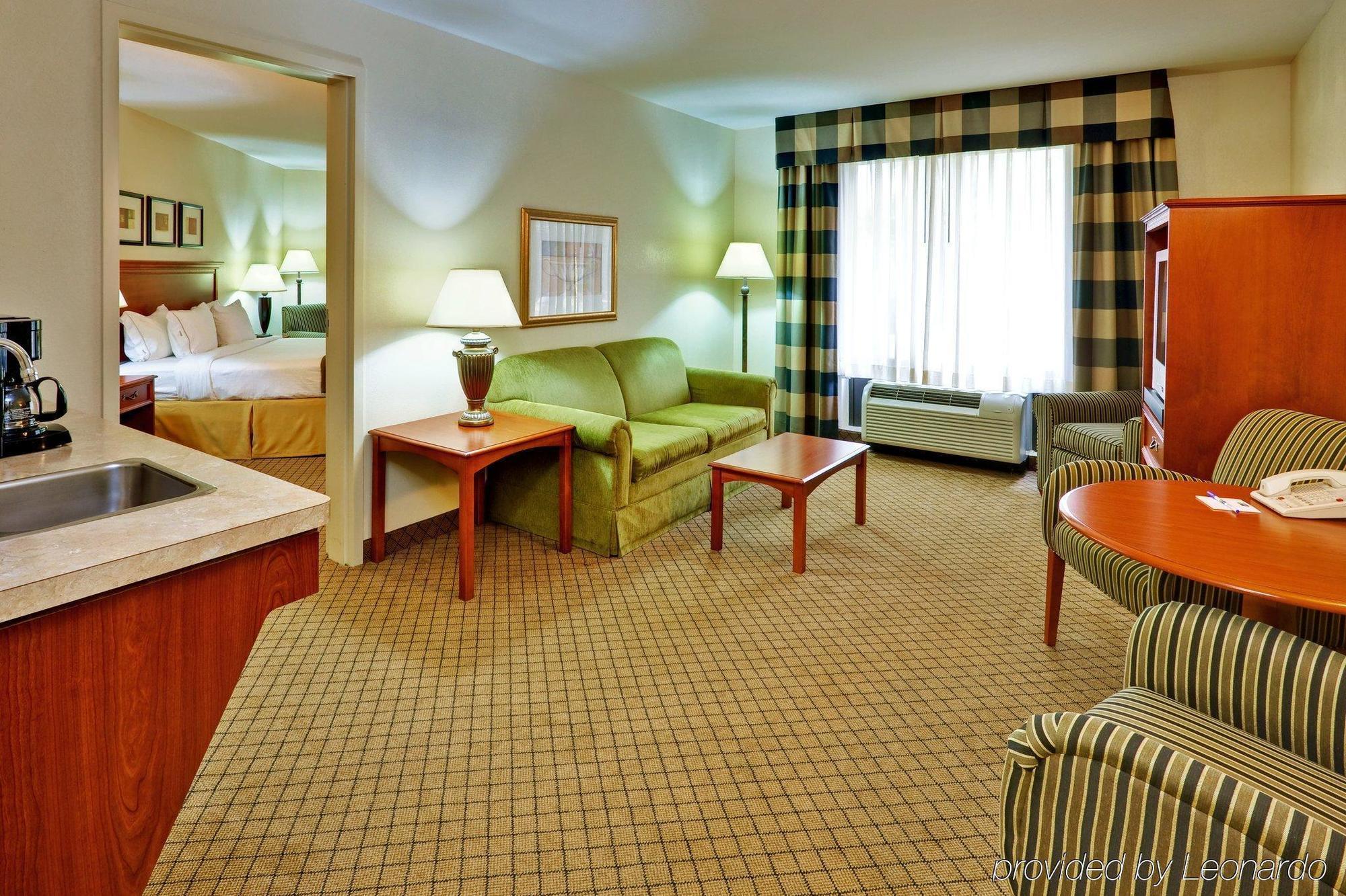 Holiday Inn Express Hotel & Suites Jackson - Flowood By Ihg Oda fotoğraf